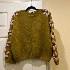 Zara- Women Floral embroidered sweater - used( good condition)- Size S